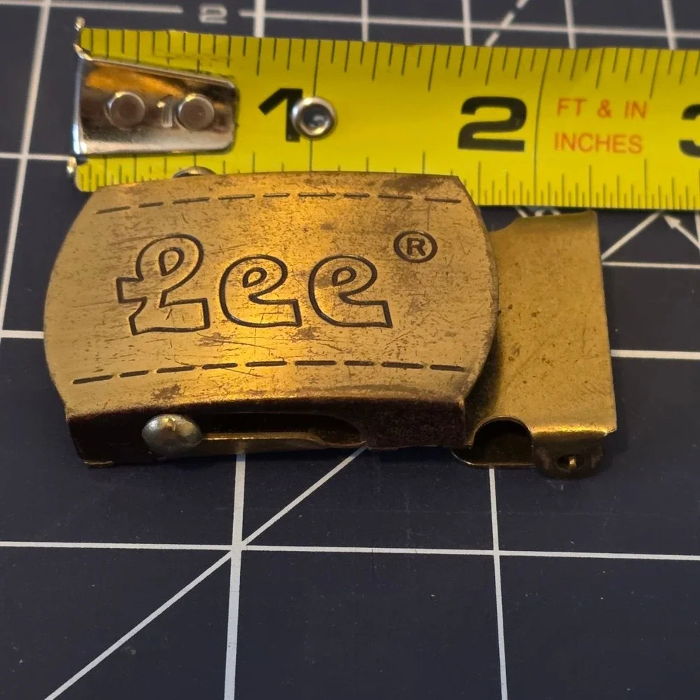Vintage Lee Heavy Duty Belt Buckle Brass Tone Metal Adjustable Strap‎ Loop